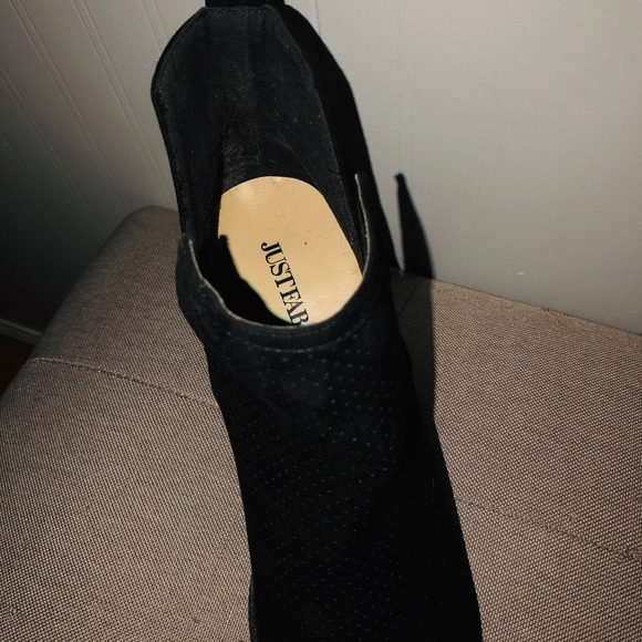 Booties - Picture 5 of 8